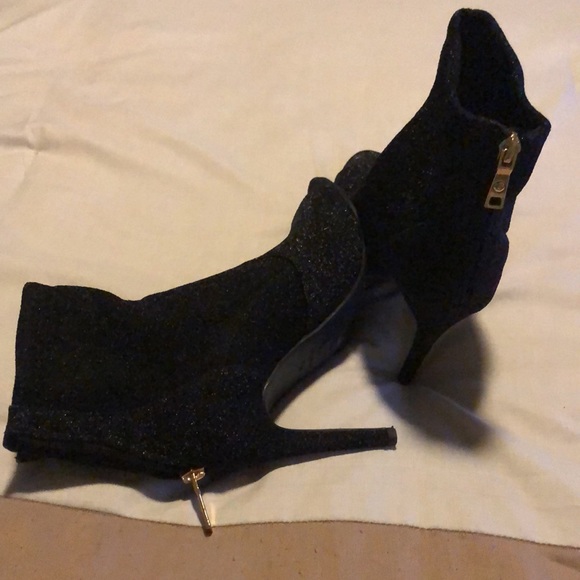 Sparkle cutie booties 🔥 - Picture 4 of 7